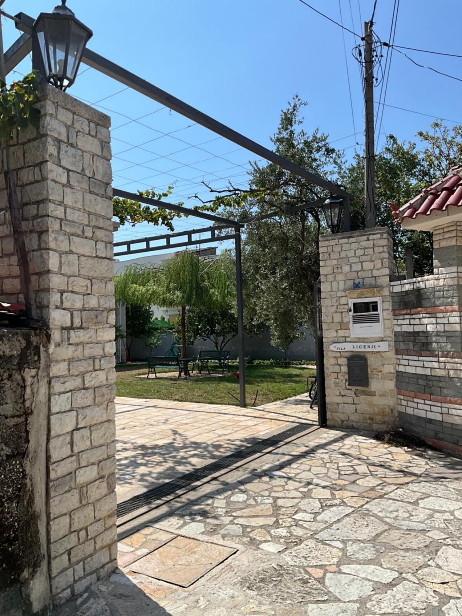 Vila Licenji Vlorë Exterior foto